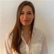 Praticante avvocato offre lezioni di diritto